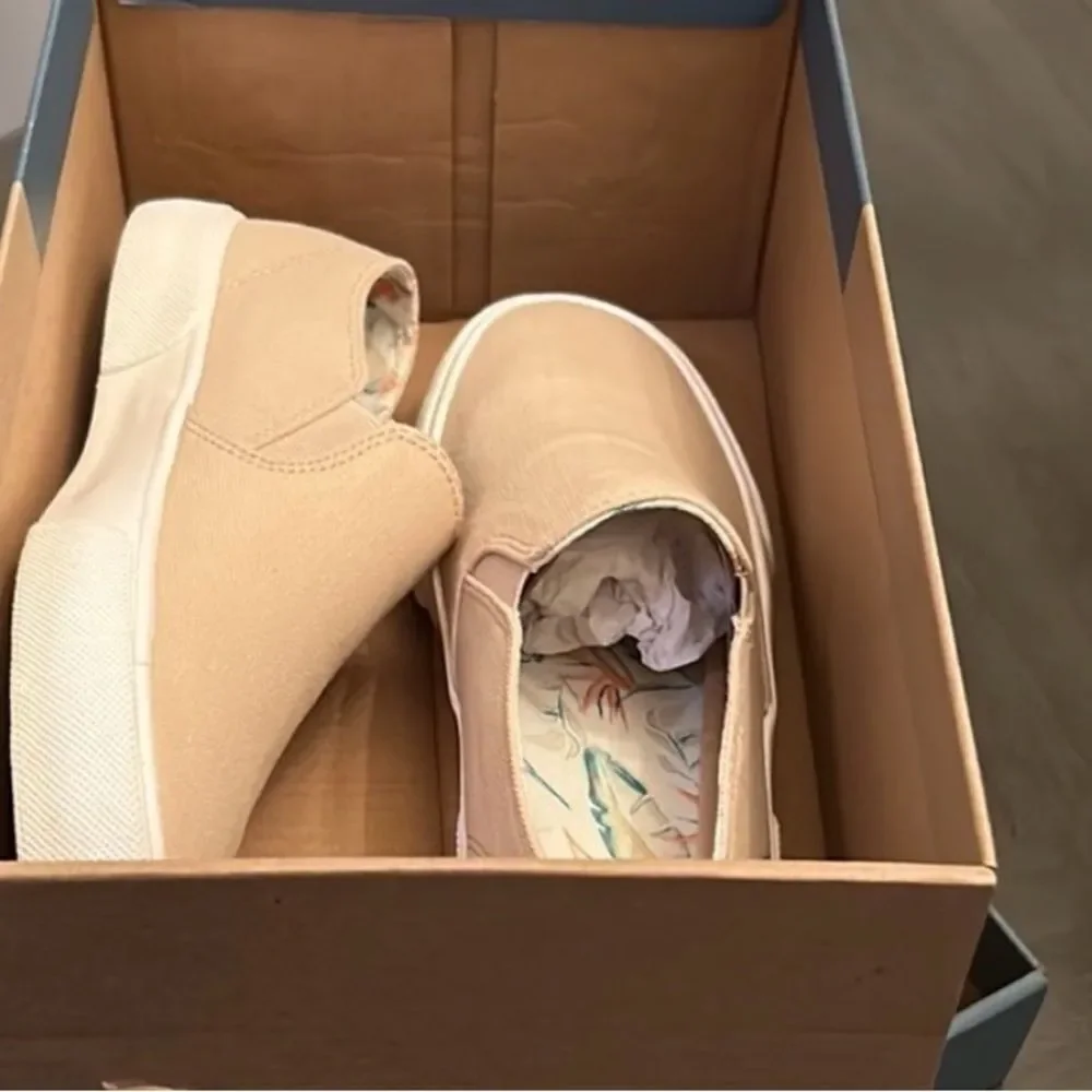 Vionic Canvas Slip-On Shoes - Groove